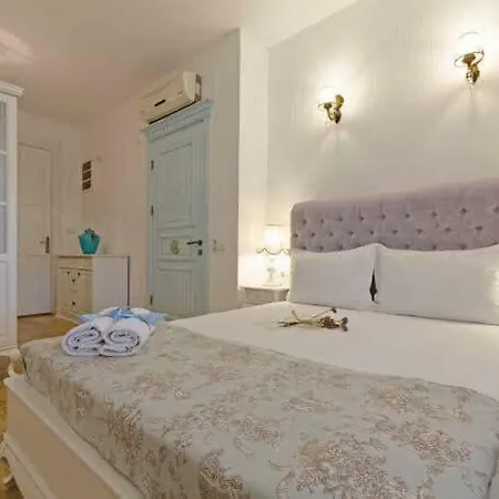 Roka Oda ve Kahvaltı Alaçatı