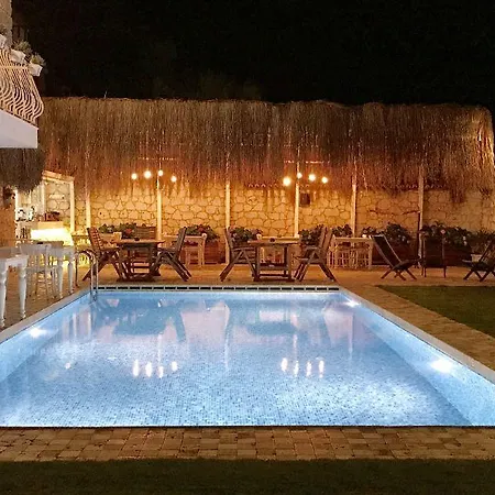 Roka Alacati