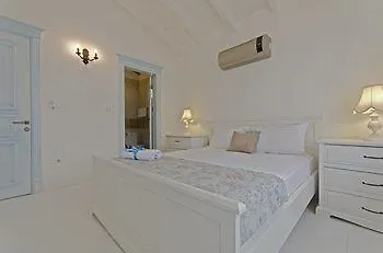 Roka Bed & Breakfast